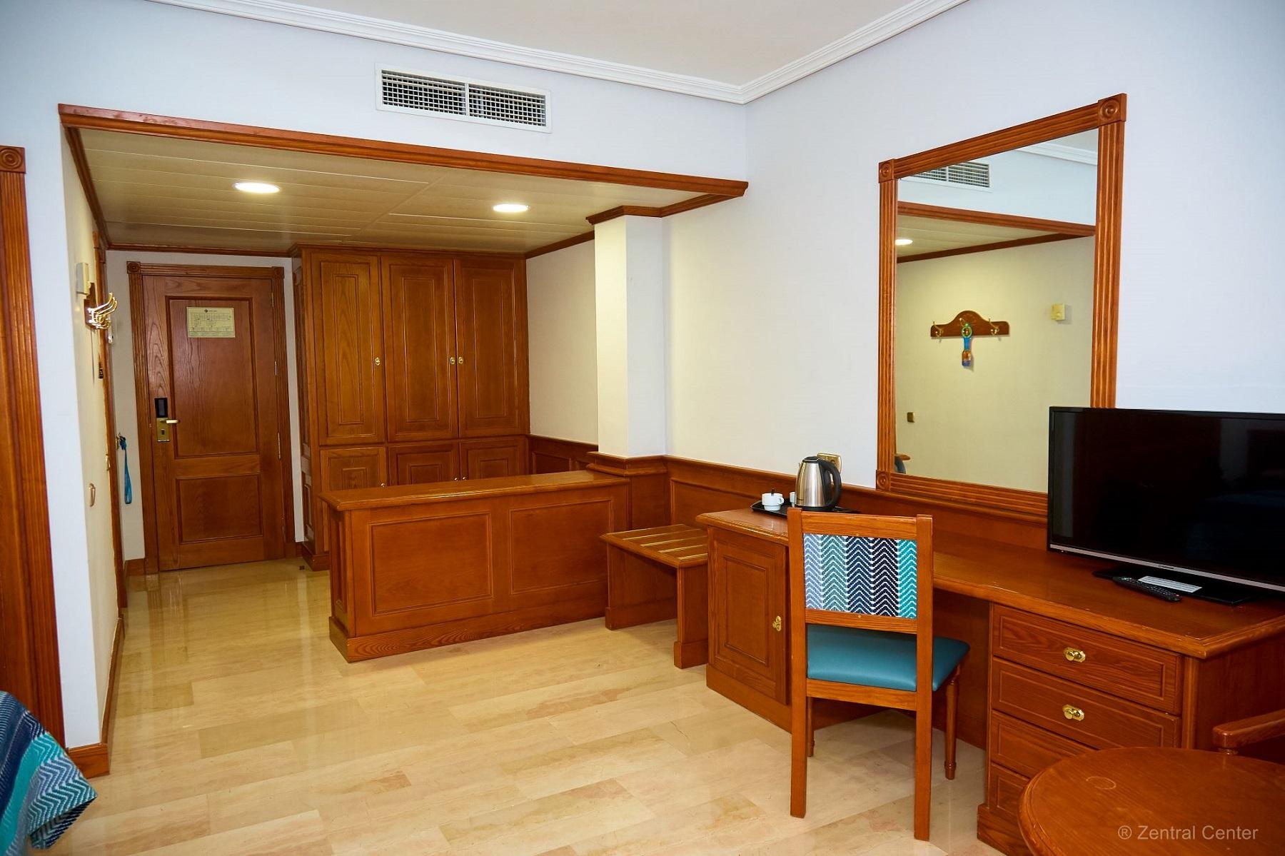 Hotel Zentral Center - Adults Only Playa de las Américas Dış mekan fotoğraf