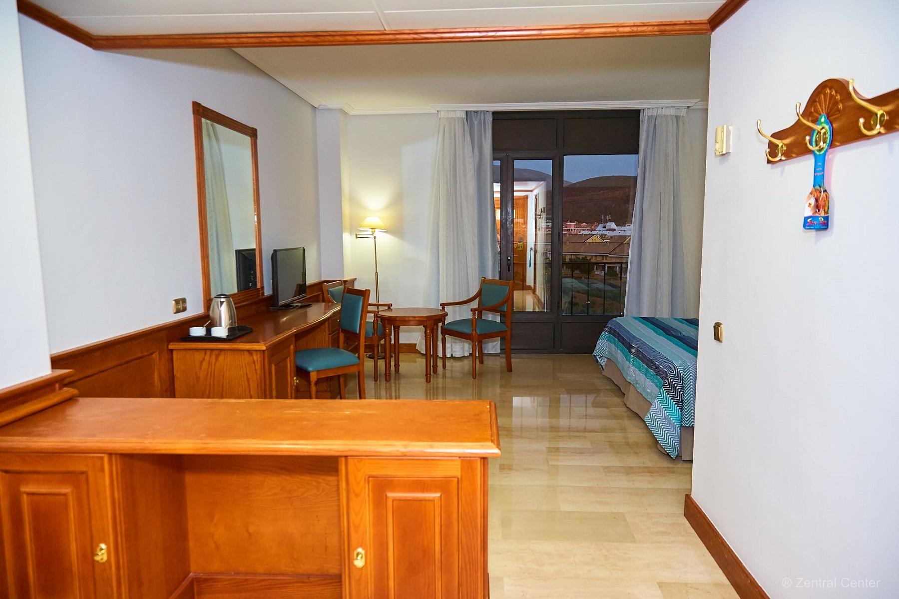 Hotel Zentral Center - Adults Only Playa de las Américas Dış mekan fotoğraf